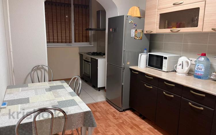 3-бөлмелі пәтер · 70 м² · 4/5 қабат, 27-ш/а. 17, бағасы: 17.9 млн ₸ в Актау, 27-й мкр — фото 2