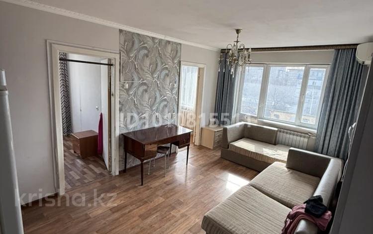 4-комнатная квартира · 63 м² · 4/5 этаж, мкр 5 105 за 14.5 млн ₸ в Актобе — фото 2