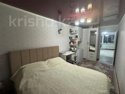 2-комнатная квартира · 48 м² · 5/5 этаж, Майкудук, 18й микрорайон за 10 млн 〒 в Караганде, Алихана Бокейханова р-н