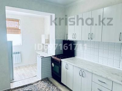 2-комнатная квартира, 58 м², 5/5 этаж, 27-й мкр 46 за 11.5 млн 〒 в Актау, 27-й мкр