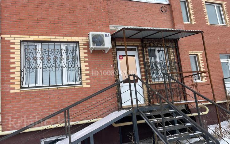 Еркін, кеңселер, медорталықтар мен дәріханалар · 47 м², бағасы: 23 млн ₸ в Актобе, мкр. Алтын орда — фото 2