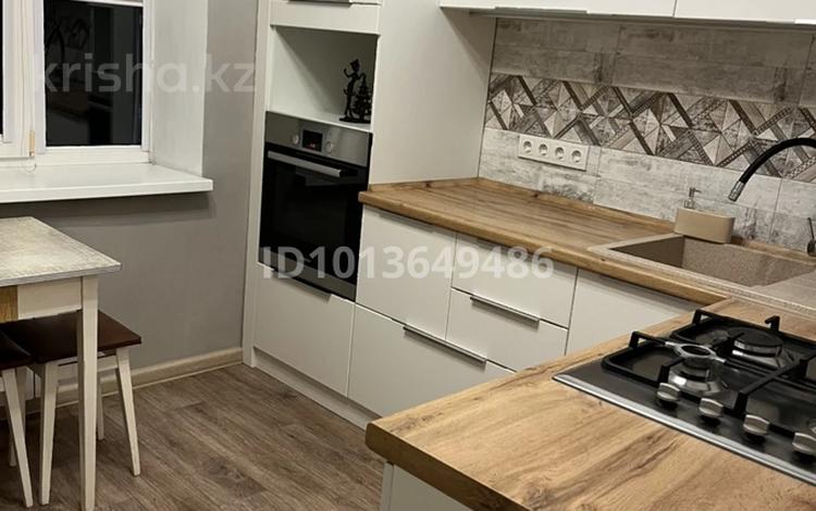 2-комнатная квартира · 55.6 м² · 3/3 этаж, Титова 8 за 25 млн ₸ в  — фото 2
