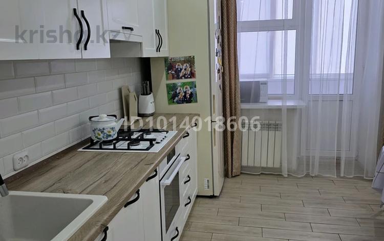 3-бөлмелі пәтер · 95 м² · 5/9 қабат, Кердери 120, бағасы: 39.5 млн ₸ в Уральске, мкр Школьник — фото 4