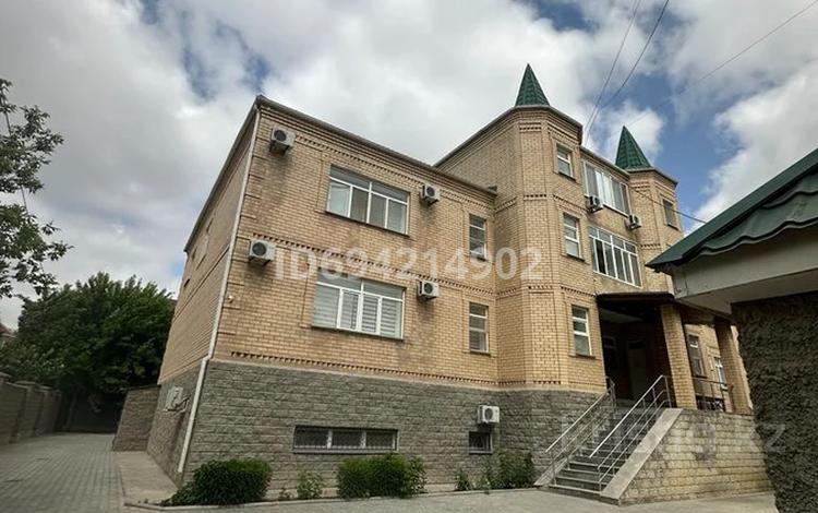 2-бөлмелі пәтер · 77.6 м² · 2/3 қабат, Шамина 10А, бағасы: 26 млн ₸ в Атырау, мкр Жилгородок — фото 2