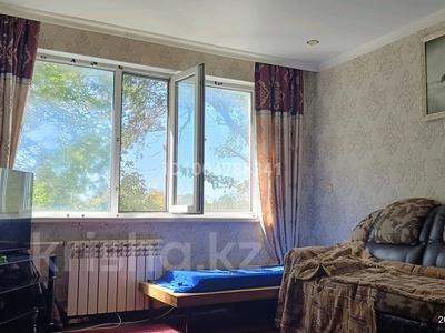 2-комнатная квартира · 48 м² · 2/2 этаж, &quot;Станционная&quot; 76 — Городская больница за 5.8 млн 〒 в Шахтинске