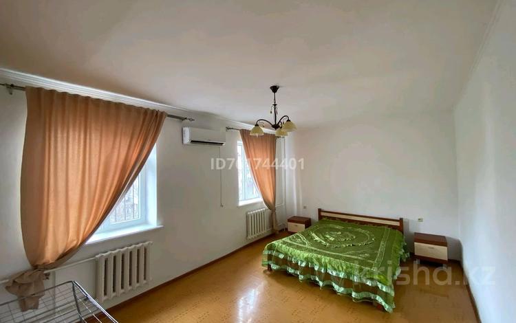 2-комнатная квартира · 77 м² · 4/5 этаж, мкр Нурсат — Аллея Назарбекова за 30.5 млн ₸ в Шымкенте, Каратауский р-н — фото 2