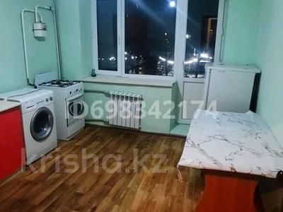 Продажа квартир в Жамбылской обл.: 1-комнатная квартира · 35 м² · 3/4 этаж, Мкр Карасу 25 — На против тойхана Мөлдір за 6 млн 〒 1-комнатная квартира · 35 м² · 3/4 этаж, Мкр Карасу 25 — На против тойхана Мөлдір за 6 млн 〒 в Таразе