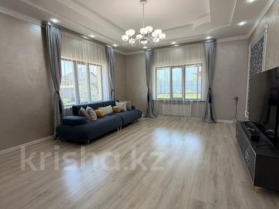 Отдельный дом · 6 комнат · 220 м² · 5 сот., Квартал за 65 млн ₸ в Каскелене