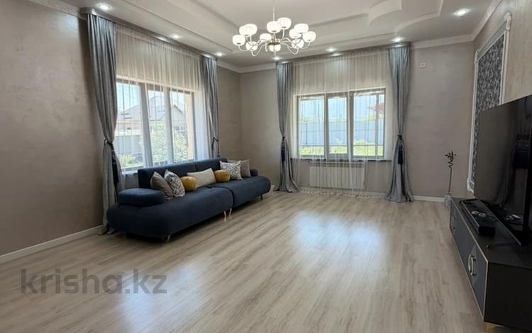 Отдельный дом · 6 комнат · 220 м² · 5 сот., Квартал за 65 млн ₸ в Каскелене — фото 3