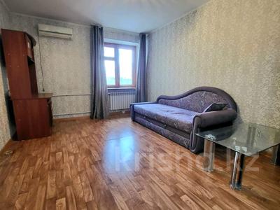 2-комнатная квартира, 53 м², 3/5 этаж, жамбыла 219 за 14.5 млн 〒 в Уральске