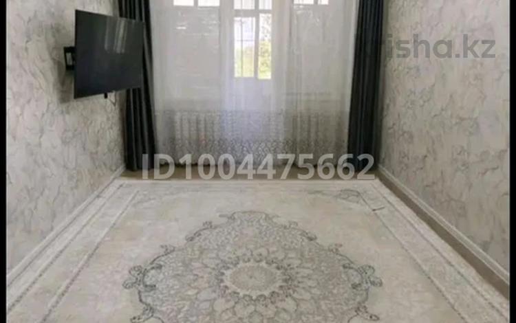 2-бөлмелі пәтер · 45 м² · 5/5 қабат, Аманжолова — Юбилейная, бағасы: 15.5 млн ₸ в Уральске — фото 2
