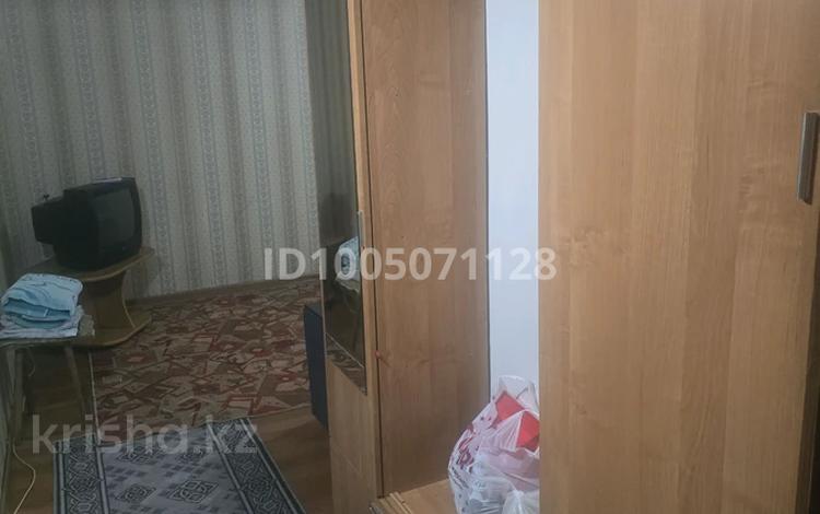 1-комнатная квартира · 36 м² · 2/4 этаж, Валиханова 13 — Маметова за 13 000 ₸ в Алматы, Медеуский р-н — фото 2