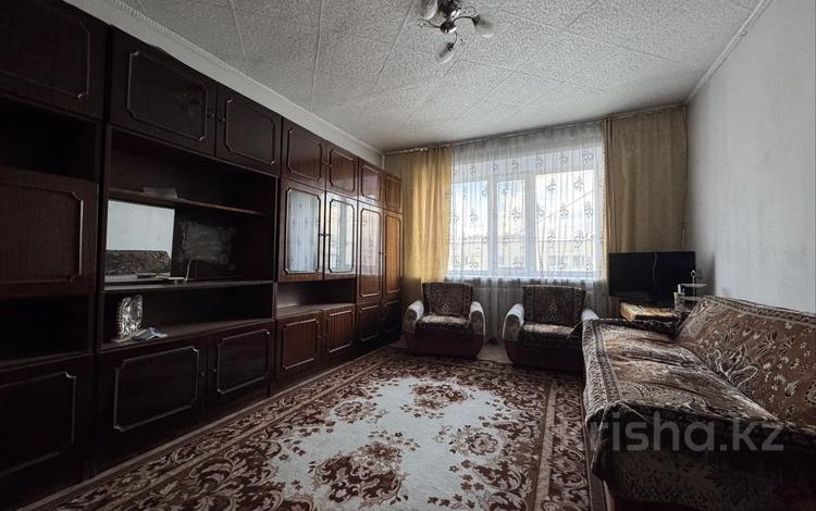 2-бөлмелі пәтер · 48.2 м² · 5/5 қабат, Бозтаева 30а, бағасы: 16 млн ₸ в Семее — фото 2