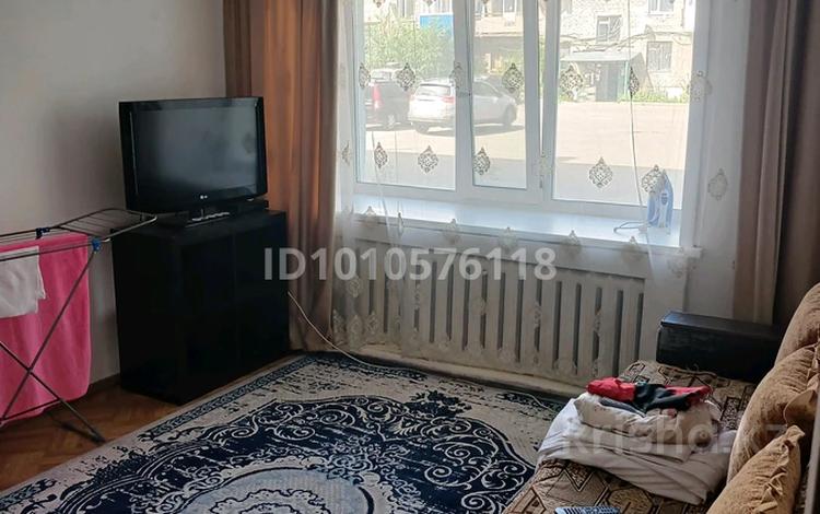 1-бөлмелі пәтер · 35 м² · 1/5 қабат, Абая 14, бағасы: 15 000 ₸ в Бурабае — фото 2
