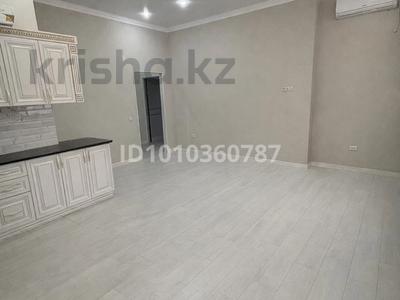 2-бөлмелі пәтер · 49.6 м² · 16/16 қабат, 16-й мкр , ​16-й микрорайон 64, бағасы: 15 млн ₸ в Актау