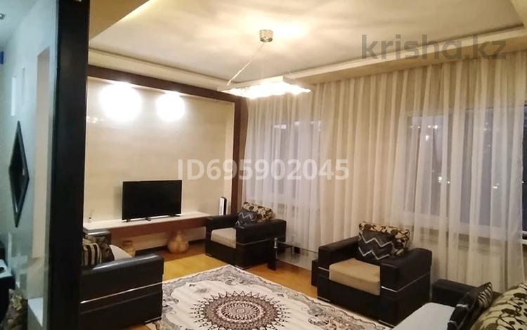3-комнатная квартира · 110 м² · 4 этаж, Д. Кунаева 35 за 30 000 〒 в Астане, Есильский р-н — фото 60
