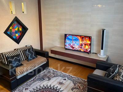 3-комнатная квартира · 110 м² · 4 этаж, Д. Кунаева 35 за 35 000 ₸ в Астане, Есильский р-н