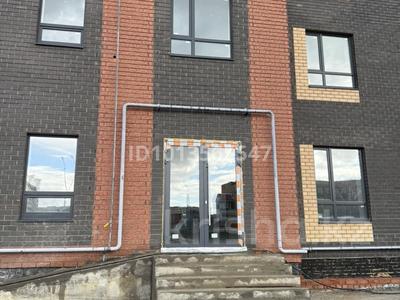 Свободное назначение, офисы, магазины и бутики, склады, салоны красоты, фитнес и спорт, медцентры и аптеки, образование, конференц-залы, кабинеты и рабочие места, студии · 87 м² за 600 000 ₸ в Актобе, мкр. Алтын орда