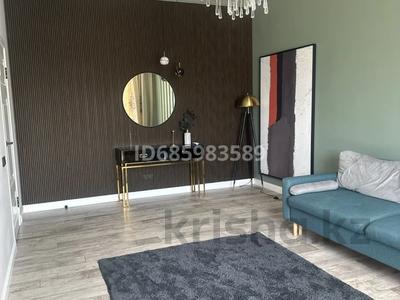 2-бөлмелі пәтер, 55 м², 4/12 қабат тәулігіне, 4а мкрн 60, бағасы: 17 000 〒 в Актау