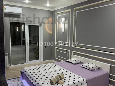 1-комнатная квартира · 70 м² · 10/12 этаж, мкр Нурсат 2, Арғынбекова 24/5 — Шаяхметов за 3 000 ₸ в Шымкенте, Каратауский р-н