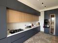 4-бөлмелі пәтер · 200 м² · 8/10 қабат, 17-й мкр 18, бағасы: 89 млн ₸ в Актау