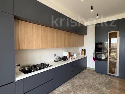4-бөлмелі пәтер · 200 м² · 8/10 қабат, 17-й мкр 18, бағасы: 89 млн ₸ в Актау