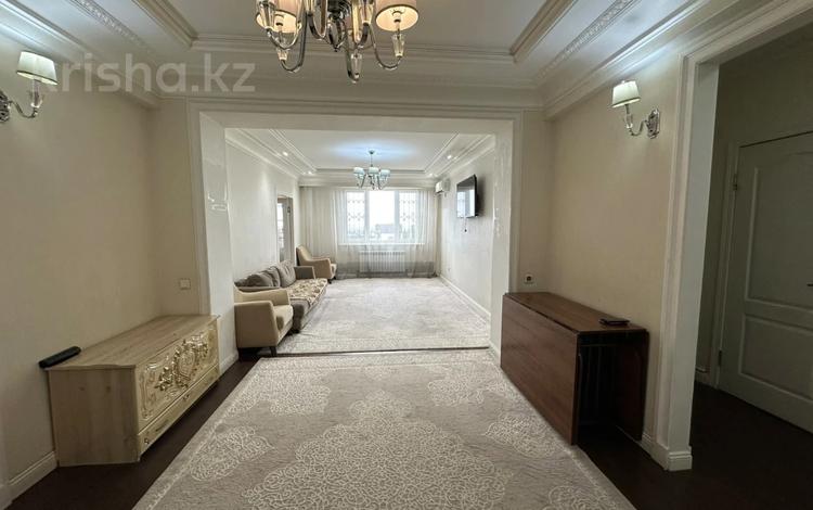 3-комнатная квартира · 106 м² · 8/12 этаж, Толе би — Утеген батыра за 400 000 ₸ в Алматы, Ауэзовский р-н — фото 2