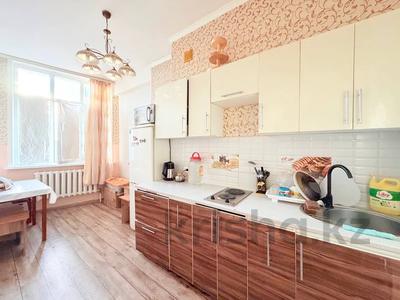 1-бөлмелі пәтер · 48 м² · 17/24 қабат, Аманжолова — Мечеть Хазрет Султан, бағасы: 20.6 млн ₸ в Астане, Сарайшык р-н