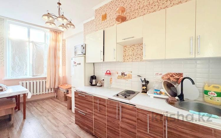 1-комнатная квартира · 48 м² · 17/24 этаж, Аманжолова — Мечеть Хазрет Султан за 20.6 млн ₸ в Астане, Сарайшык р-н — фото 2