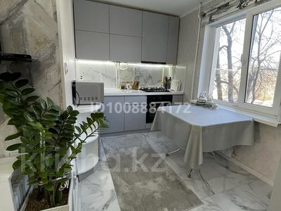 2-бөлмелі пәтер · 52 м² · 3/5 қабат, Жаманкулова 6, бағасы: 18 млн ₸ в Актобе, мкр Москва