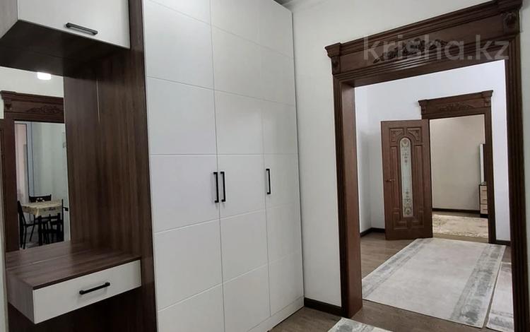 2-комнатная квартира · 64 м² · 5/12 этаж, Кунаева за 300 000 ₸ в Шымкенте — фото 2