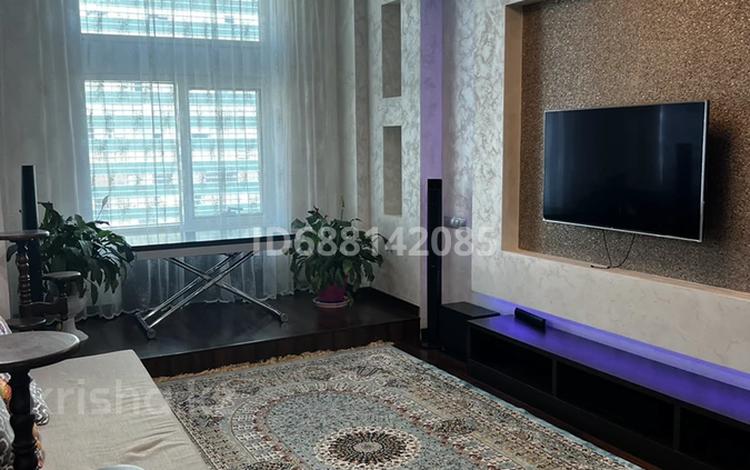 2-комнатная квартира · 75 м², Динмухаммед Кунаев 12 — Керуен, Байтерек за 350 000 ₸ в Астане, Есильский р-н — фото 2