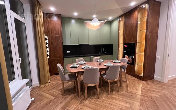 2-комнатная квартира · 77 м² · 11 этаж, Достык 8 за 430 000 ₸ в Астане, Есильский р-н — фото 2