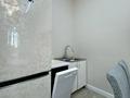 1-комнатная квартира · 60 м² · 4/10 этаж, Шарипова 28/1 за 300 000 ₸ в Атырау, мкр Жилгородок — фото 10