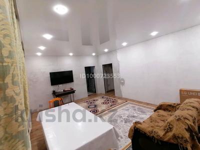 Продажа домов и дачи в Абай обл.: Отдельный дом · 3 комнаты · 144 м² · 10 сот., Заезд Азата 20 — Туристическая за 20 млн 〒 Отдельный дом · 3 комнаты · 144 м² · 10 сот., Заезд Азата 20 — Туристическая за 20 млн 〒 в Семее