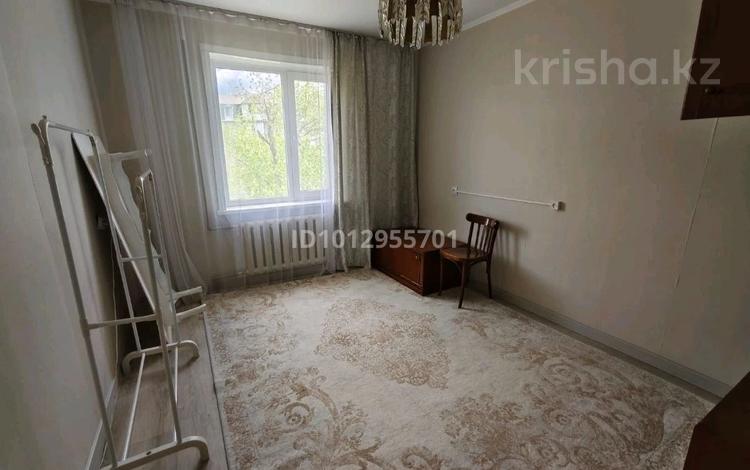 2 комнаты · 54 м² · 4/9 этаж, мкр 8 — Братьев Жубановых за 45 000 ₸ в Актобе — фото 2