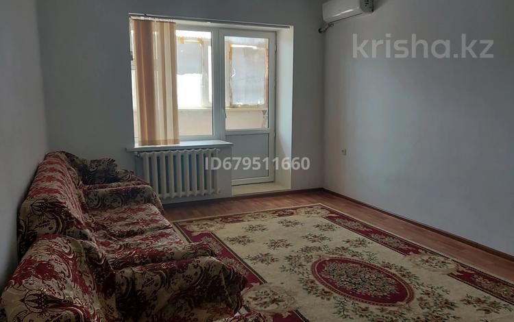 3-комнатная квартира, 70 м², 1/5 этаж помесячно, Жаппасбай батыр 4