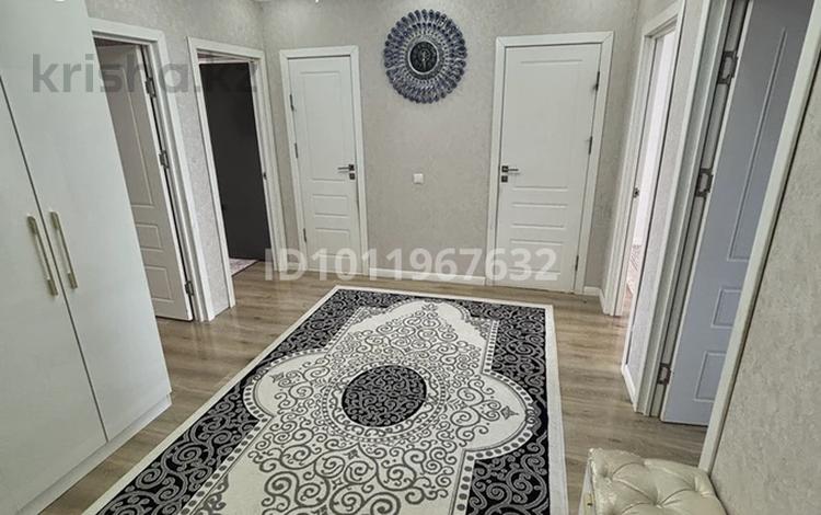 2-бөлмелі пәтер · 75 м² · 5/5 қабат, 3-й мкр 7, бағасы: 170 000 ₸ в Актау — фото 2