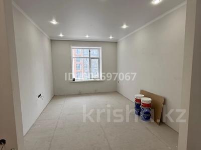 Продажа квартир в Карагандинской обл.: 3-комнатная квартира · 83 м² · 4/6 этаж, Майкудук, Уч.квар. 67 456/1 за 35.5 млн 〒 3-комнатная квартира · 83 м² · 4/6 этаж, Майкудук, Уч.квар. 67 456/1 за 35.5 млн 〒 в Караганде, Алихана Бокейханова р-н