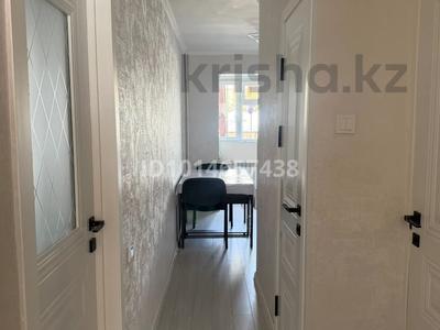 2-комнатная квартира · 54 м² · 2/5 этаж, 18-й микрорайон, 18-шағынаудан за 250 000 ₸ в Шымкенте, Аль-Фарабийский р-н