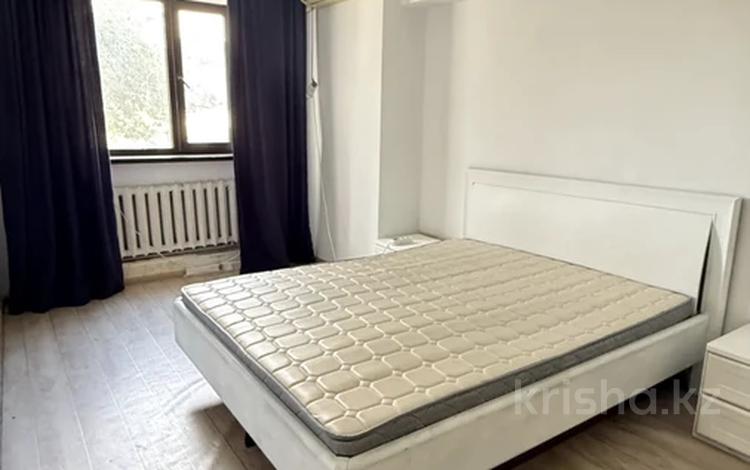 2-комнатная квартира · 45 м² · 4/5 этаж, Торайгырова 41 за 280 000 ₸ в Алматы, Бостандыкский р-н — фото 2