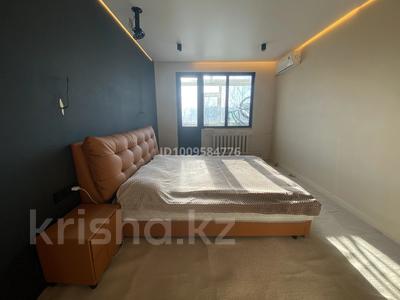 2-комнатная квартира · 54 м² · 5/5 этаж, мкр 5, Ибатова 49 — Ибатова за 170 000 ₸ в Актобе