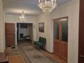 9-бөлмелі пәтер · 300 м² · 2/5 қабат, Толе би 47 — Бизнес центр "Бастау" (Гранд Плаза), бағасы: 90 млн ₸ в  — фото 31