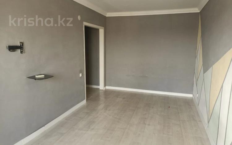 2-бөлмелі пәтер, 62 м², 9/9 қабат, мкр. Алтын орда 6г, бағасы: 17 млн 〒 в Актобе, мкр. Алтын орда — фото 3