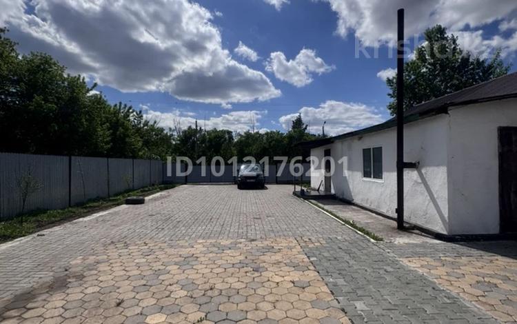 Отдельный дом · 3 комнаты · 100 м² · 19 сот., В. Митяшина 19 за 16 млн ₸ в Жангызкудуке — фото 2