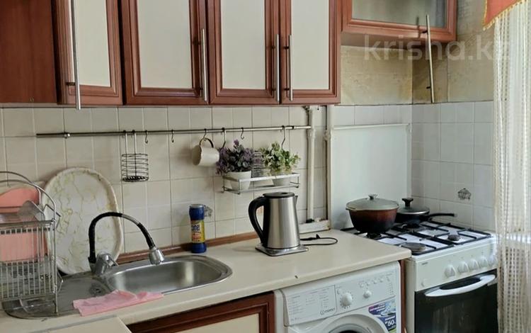 3-бөлмелі пәтер · 60 м² · 3/4 қабат, №1 ш/а. 62, бағасы: 250 000 ₸ в Алматы, Ауэзовский р-н — фото 2