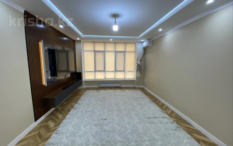 2-бөлмелі пәтер · 88 м² · 1/5 қабат, мкр Самал, Мкрн Самал 15, бағасы: 38 млн ₸ в Атырау — фото 2