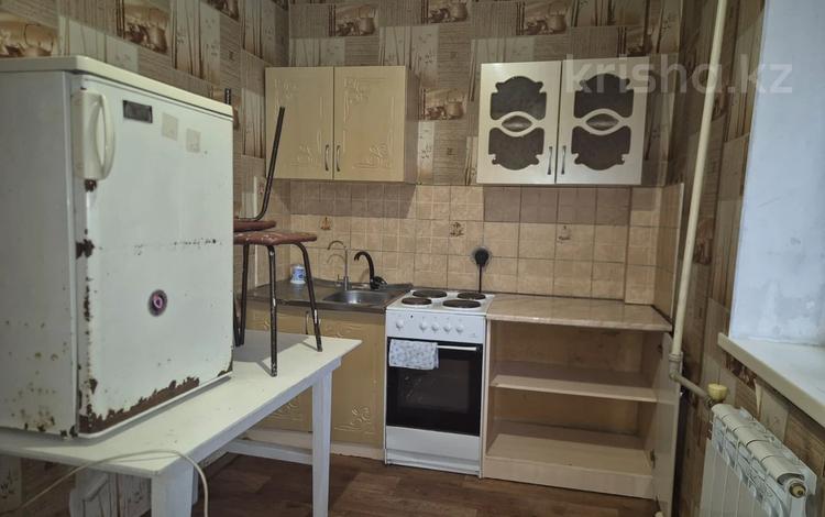 1-комнатная квартира · 40 м² · 11/12 этаж, мкр Аксай-1А 12 за 25 млн ₸ в Алматы, Ауэзовский р-н — фото 2