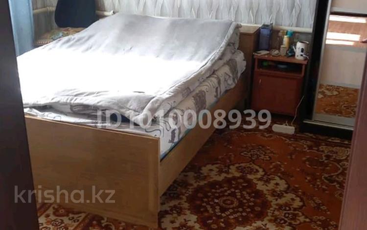 Жеке үй · 3 бөлме · 700 м² · 7 жүзд., Бытовиков 12 — Остановка 4 омская, бағасы: 10 млн ₸ в Семее — фото 2