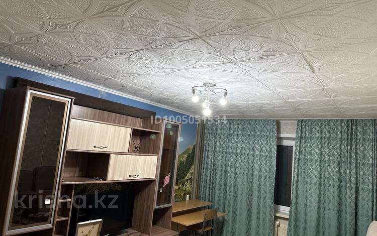 2-комнатная квартира · 47 м² · 1/5 этаж, Майкудук, 14й микрорайон 44 за 100 000 ₸ в Караганде, Алихана Бокейханова р-н — фото 2